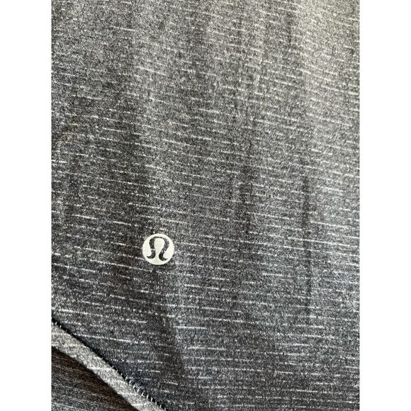 Lululemon Run Away Tee Heathered Black Womens Size 6 Technical Lightweight - Picture 7 of 7